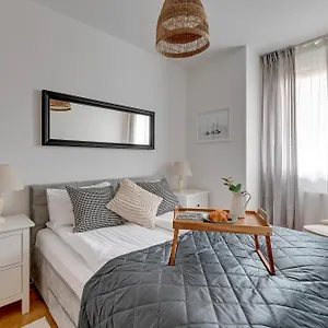 lion-apartments-amalfi-only-family-stay.sopothotels.com/