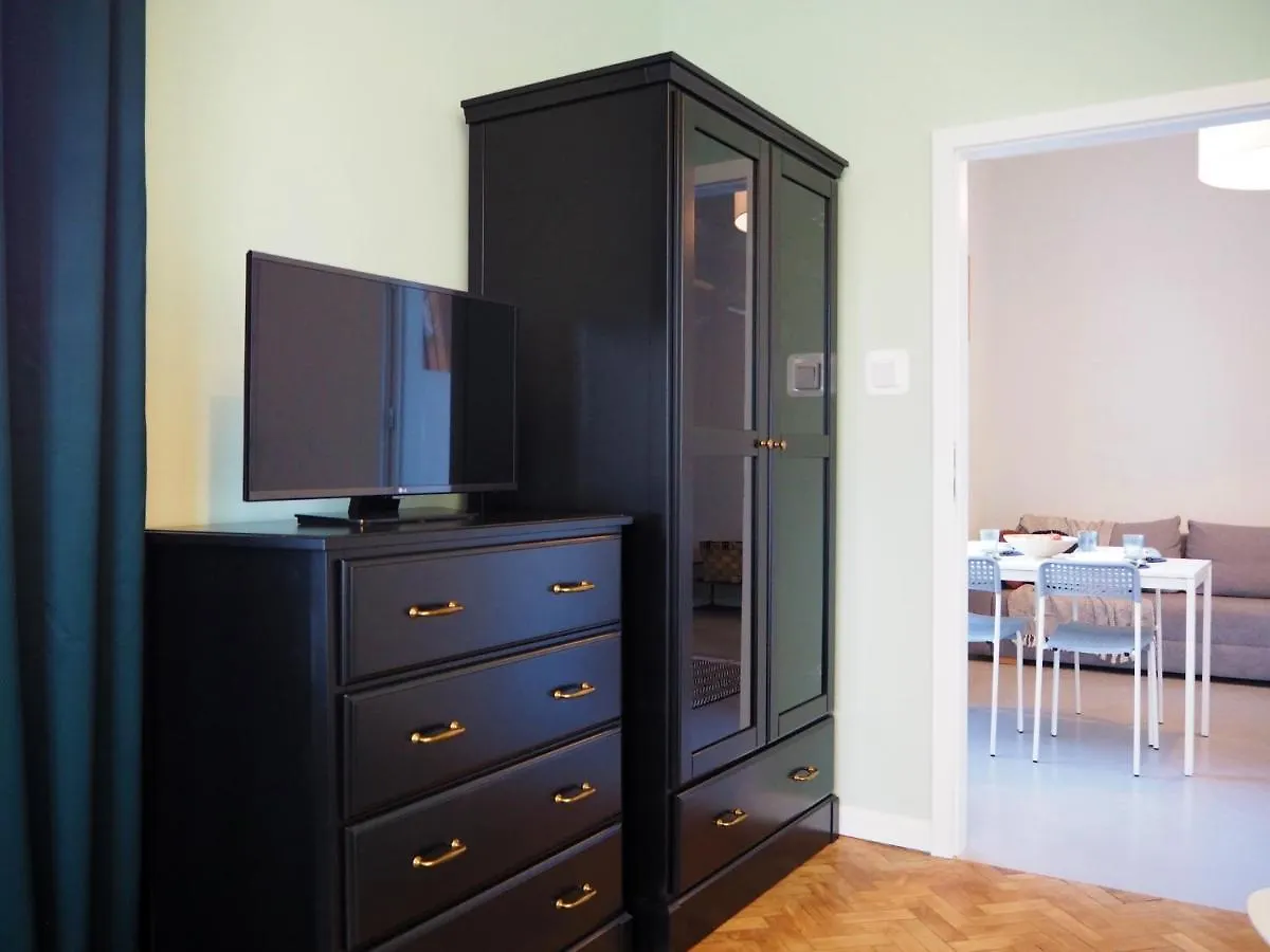 Wawelove Kossak Apt 1 Min To Royal Wawel Castle! Free Parking Apartment Krakow